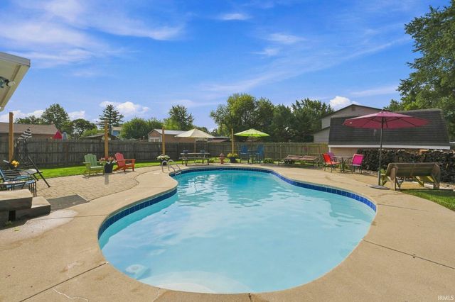 1833 Apollo Drive, Huntertown, IN 46748