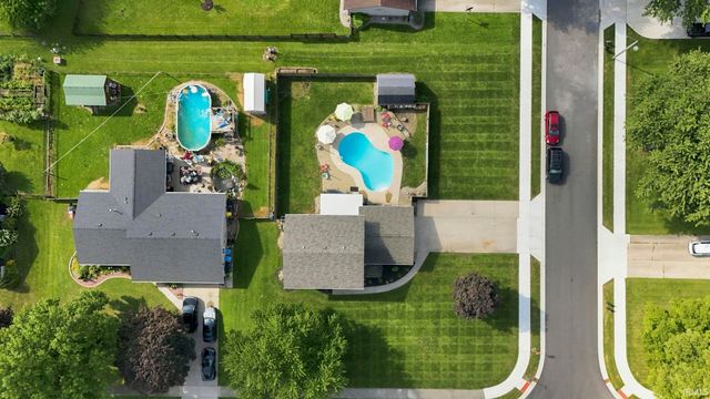 1833 Apollo Drive, Huntertown, IN 46748