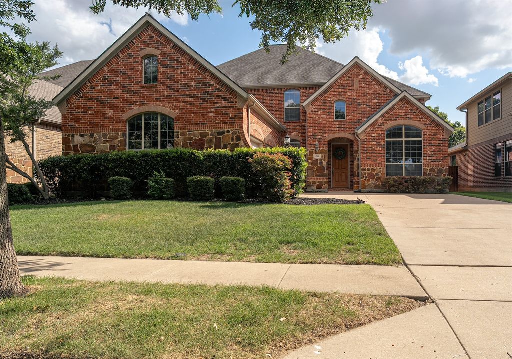 4748 Mcbreyer Place, Fort Worth, TX 76244