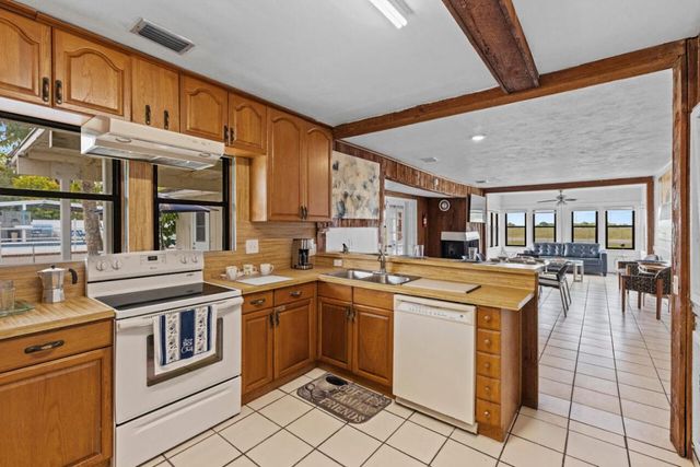 14601 Orange Avenue, Fort Pierce, FL 34945