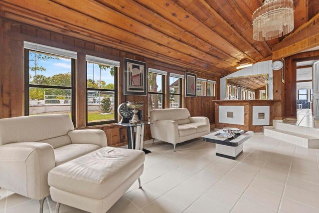 14601 Orange Avenue, Fort Pierce, FL 34945