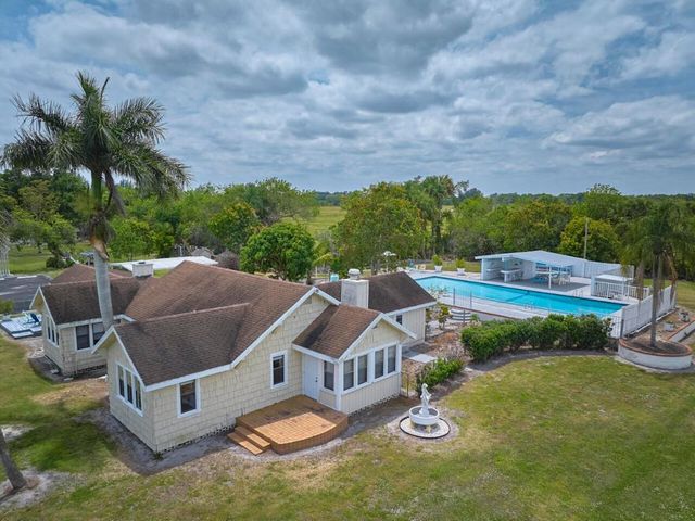 14601 Orange Avenue, Fort Pierce, FL 34945