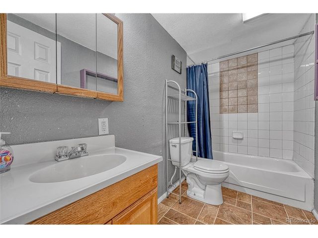 7461 Webster St, Arvada, CO 80003