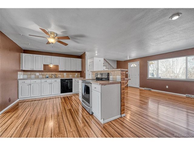 7461 Webster St, Arvada, CO 80003