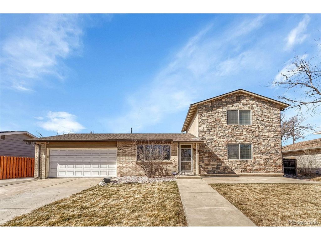 7461 Webster St, Arvada, CO 80003