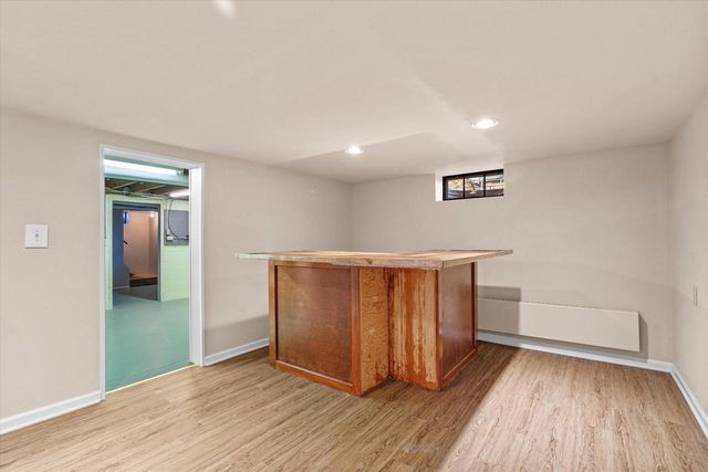 1518 Torrison DRIVE, Manitowoc, WI 54220