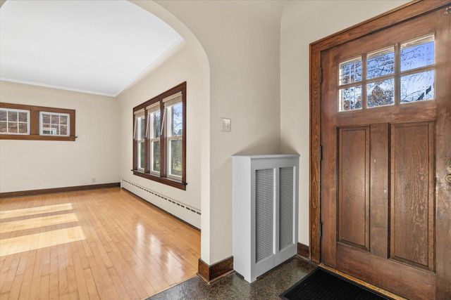 1518 Torrison DRIVE, Manitowoc, WI 54220