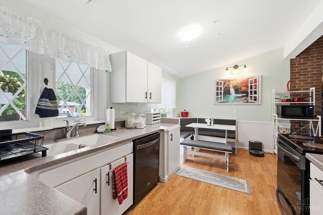 1221 James Road, Hamilton, OH 45013