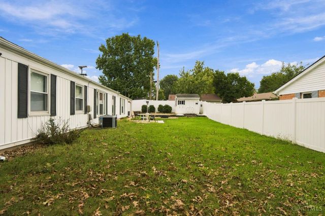 1221 James Road, Hamilton, OH 45013
