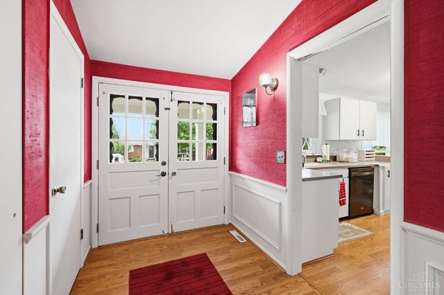 1221 James Road, Hamilton, OH 45013