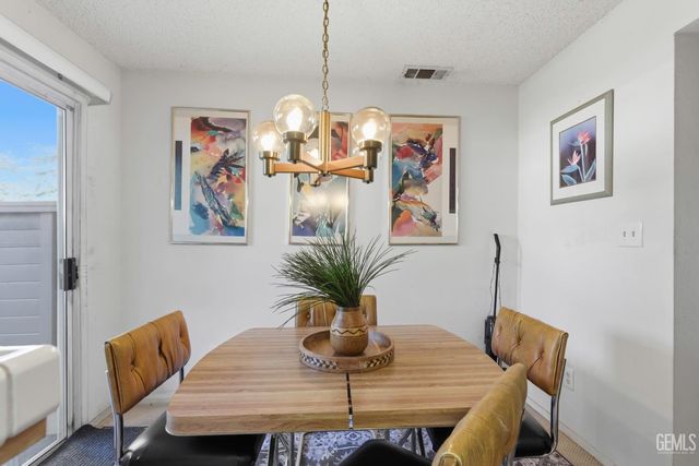 2600 Brookside Drive 41, Bakersfield, CA 93311
