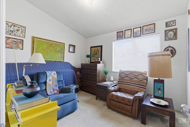 2600 Brookside Drive 41, Bakersfield, CA 93311