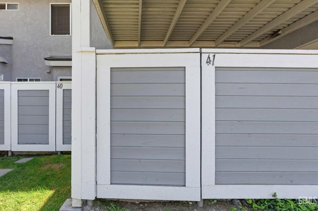 2600 Brookside Drive 41, Bakersfield, CA 93311