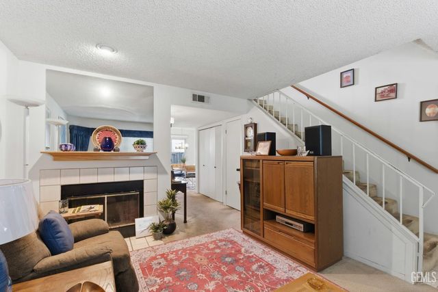 2600 Brookside Drive 41, Bakersfield, CA 93311