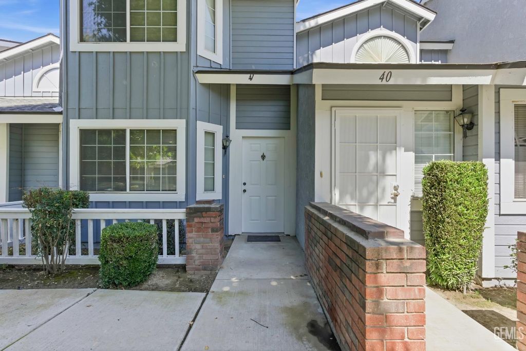 2600 Brookside Drive 41, Bakersfield, CA 93311