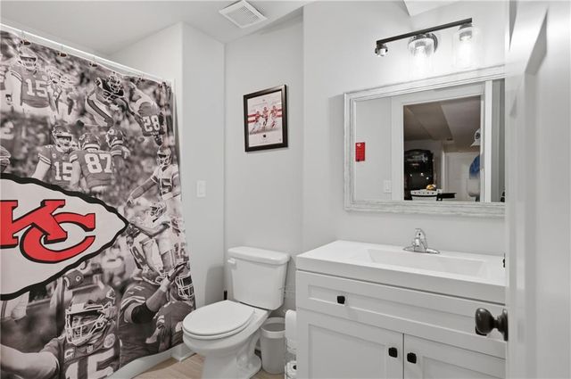 1806 NW Mya Court, Grain Valley, MO 64029