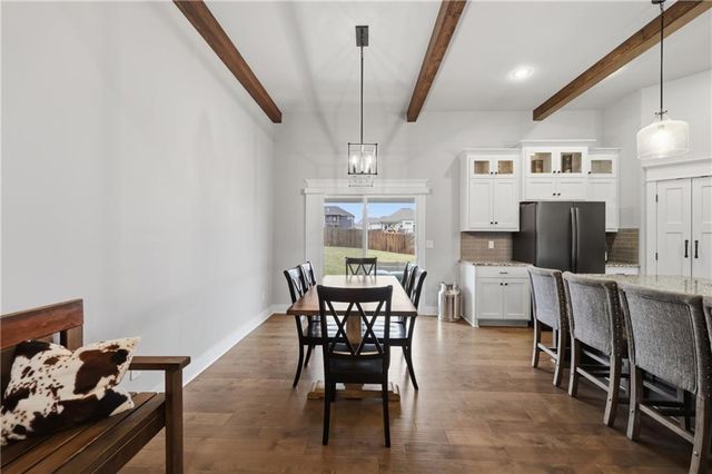 1806 NW Mya Court, Grain Valley, MO 64029