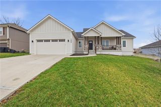 1806 NW Mya Court, Grain Valley, MO 64029