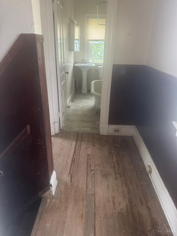 3549 Idlewild Avenue, Cincinnati, OH 45207