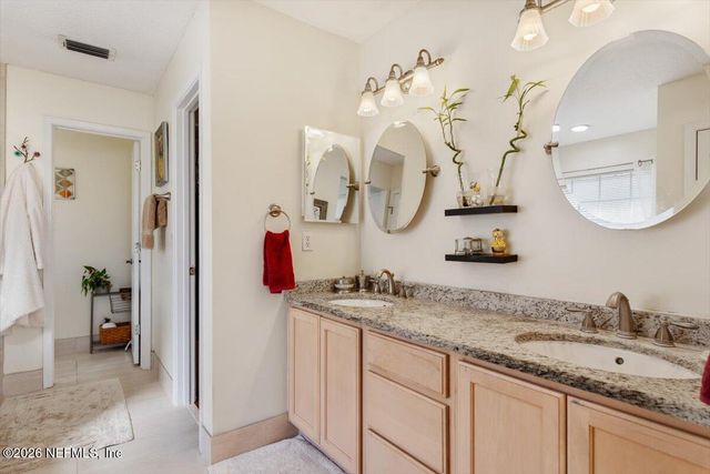 13118 BRIANS CREEK Drive, Jacksonville, FL 32224