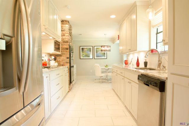 11111 Tynewood Ave, Central, LA 70818