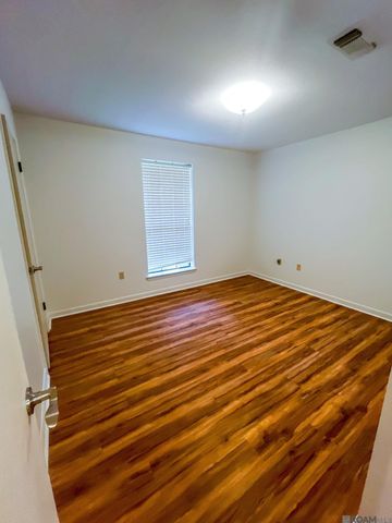 11111 Tynewood Ave, Central, LA 70818