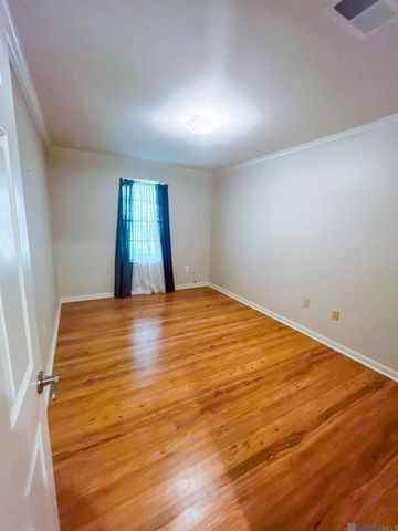 11111 Tynewood Ave, Central, LA 70818