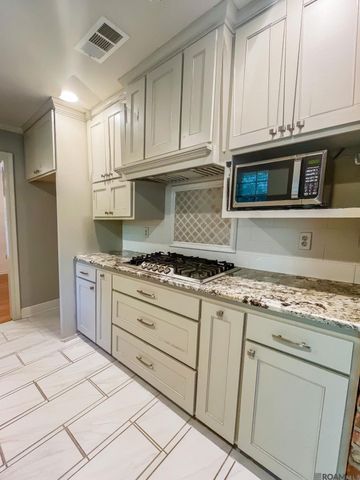 11111 Tynewood Ave, Central, LA 70818