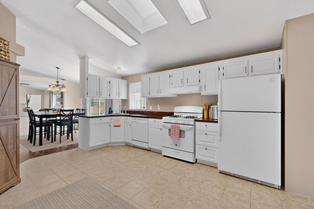 6 Vista Del Rio Road, Peralta, NM 87042