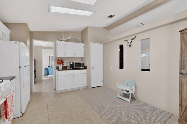 6 Vista Del Rio Road, Peralta, NM 87042