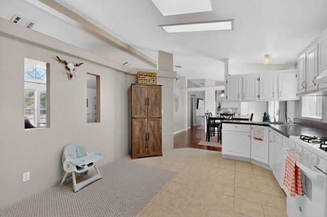 6 Vista Del Rio Road, Peralta, NM 87042