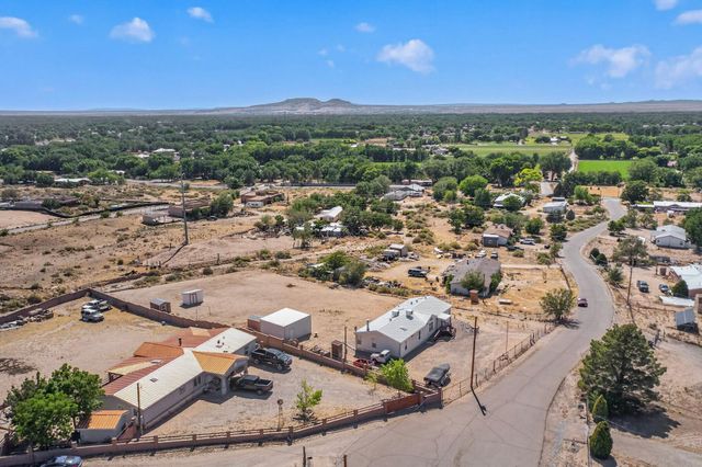 6 Vista Del Rio Road, Peralta, NM 87042