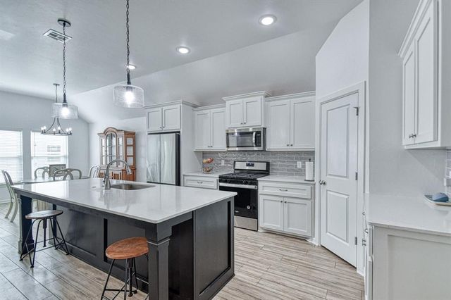 1202 Magnolia Drive, Noble, OK 73068