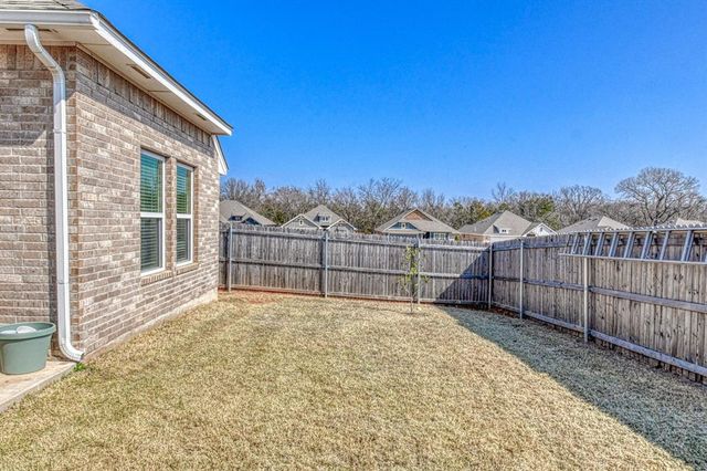 1202 Magnolia Drive, Noble, OK 73068