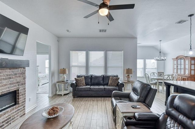 1202 Magnolia Drive, Noble, OK 73068