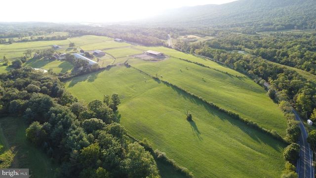 255 SHEAFFER RD, Carlisle, PA 17013