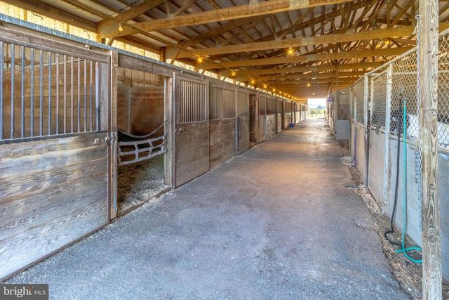 255 SHEAFFER RD, Carlisle, PA 17013