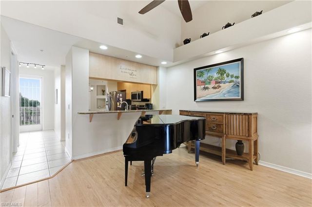 1133 Van Loon Commons CIR 302, Cape Coral, FL 33909