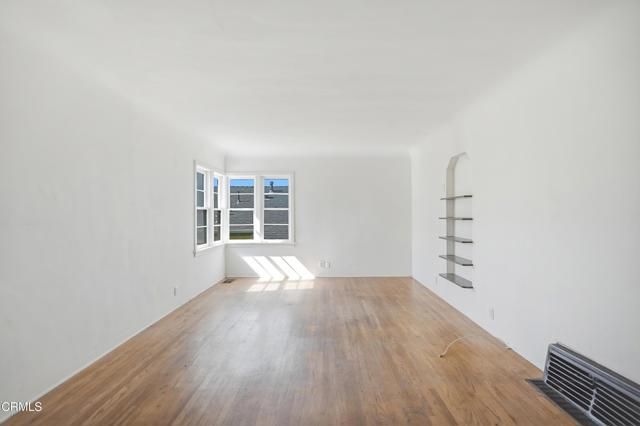 2307 Moss Avenue, Los Angeles, CA 90065