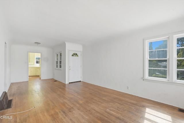 2307 Moss Avenue, Los Angeles, CA 90065