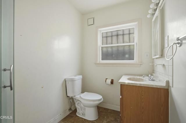 2307 Moss Avenue, Los Angeles, CA 90065