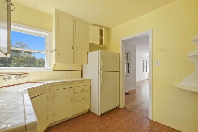 2307 Moss Avenue, Los Angeles, CA 90065