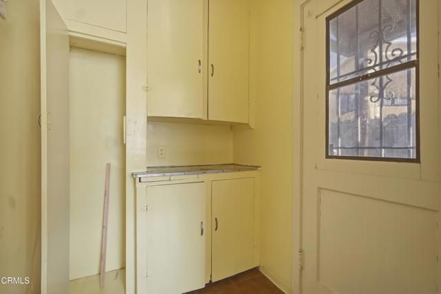 2307 Moss Avenue, Los Angeles, CA 90065