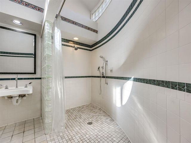 1012 Nottingham Circle, Norman, OK 73072