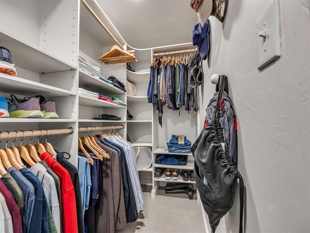 1012 Nottingham Circle, Norman, OK 73072