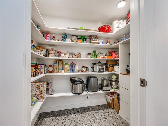 1012 Nottingham Circle, Norman, OK 73072