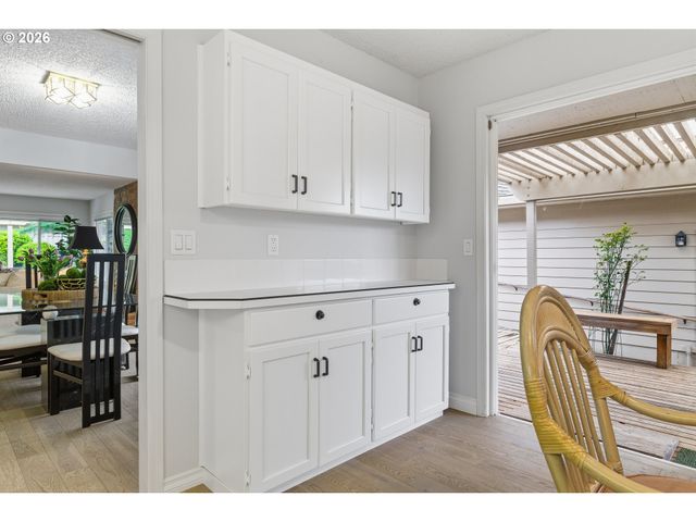 32400 Sw ARBOR LAKE Dr, Wilsonville, OR 97070