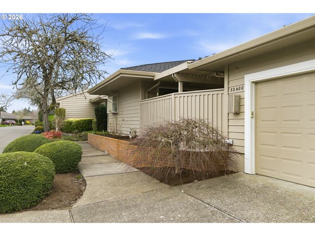 32400 Sw ARBOR LAKE Dr, Wilsonville, OR 97070