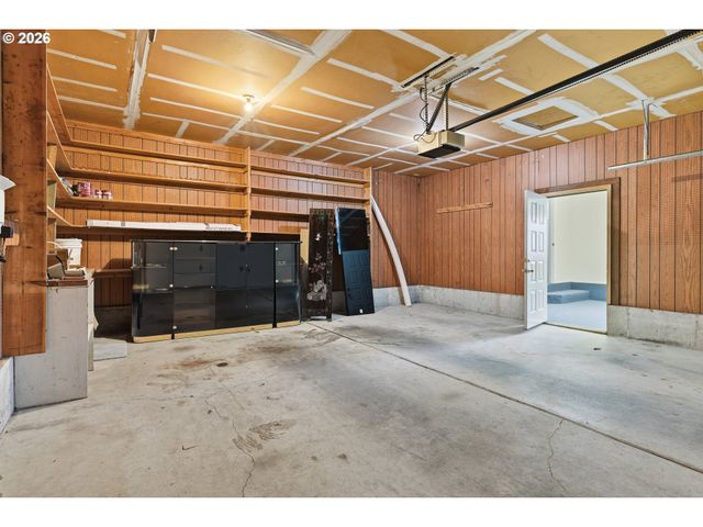 32400 Sw ARBOR LAKE Dr, Wilsonville, OR 97070