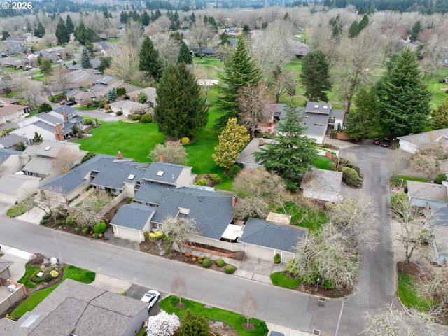 32400 Sw ARBOR LAKE Dr, Wilsonville, OR 97070